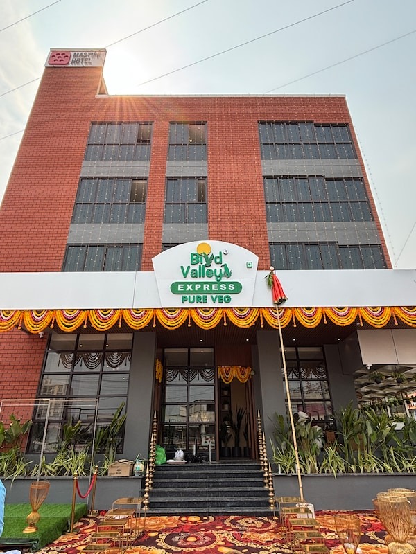 MASTIFF HOTEL HINJAWADI PUNE
